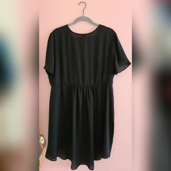 Torrid Blouse - Picture 3 of 3